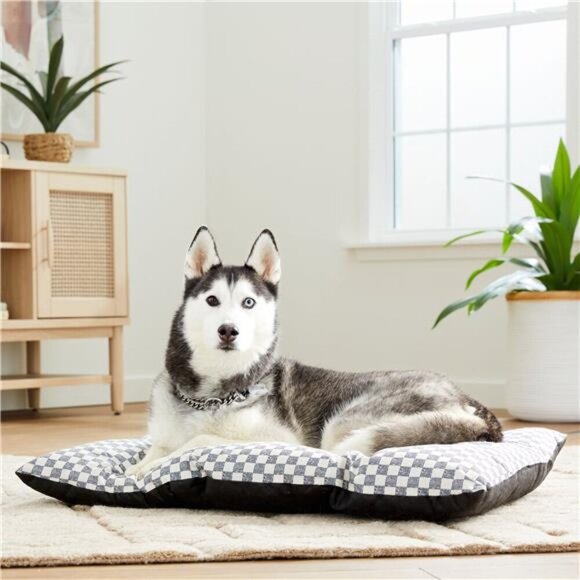 (4 pack) Tufted Pillow Pet Bed, Black and White Check, 1 Count - Picture 3 of 5